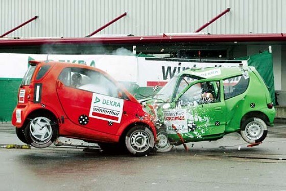 DEKRA-Kleinwagen-Crashtest DEKRA-Kleinwagen-Crashtest