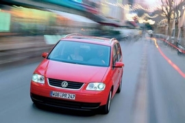 VW rüstet den Touran auf