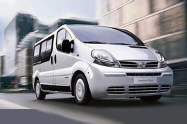 Nissan Avantour