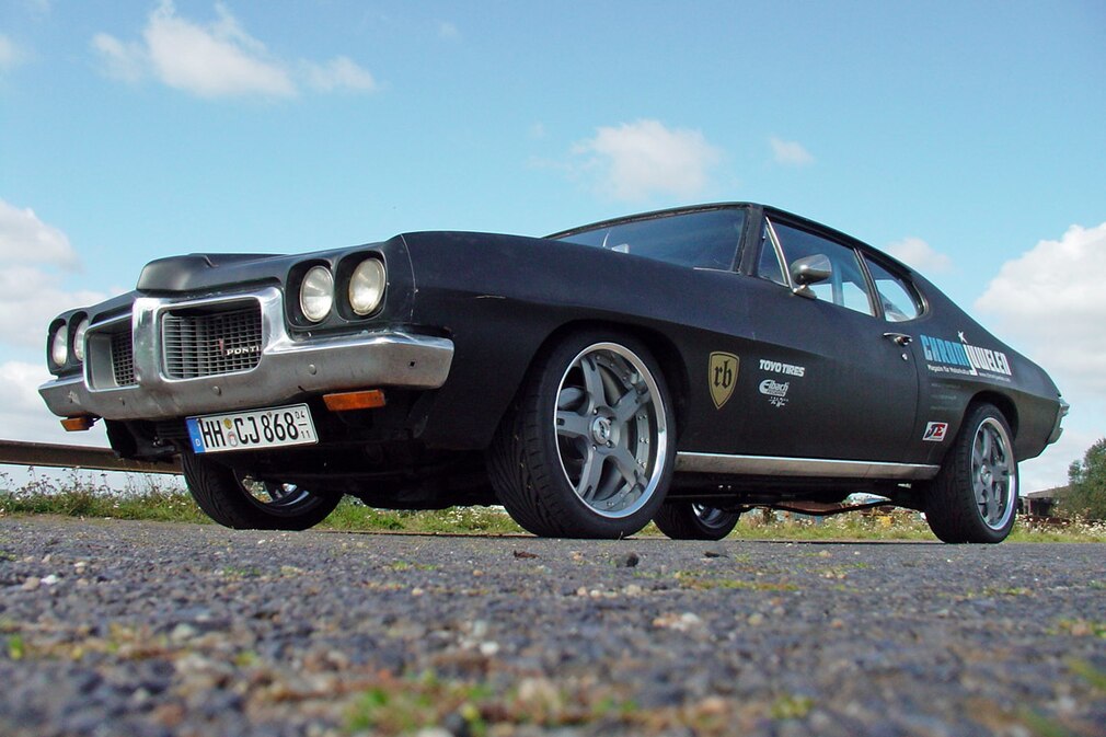 Pontiac LeSupra