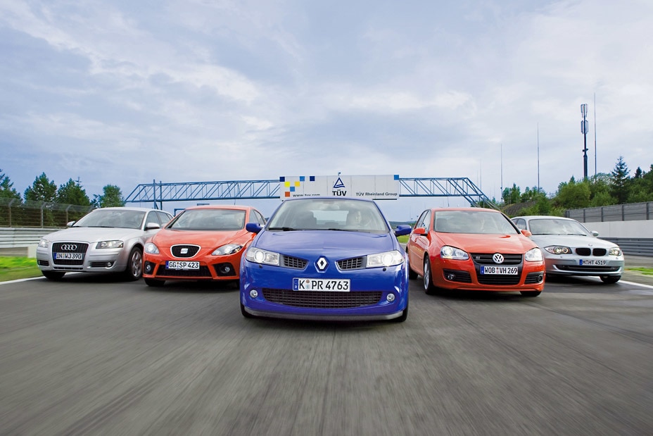 Audi A3 Sportback 2.0 TDI  Seat Leon FR TDI Renault Mégane Sport 2.0 DCI  VW Golf Sport TDI 1er BMW 120d