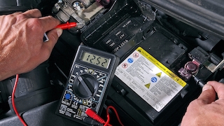Autobatterie: Pflege im Winter