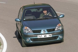 Renault Clio 2004
