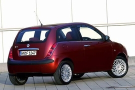 Lancia Ypsilon