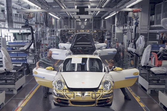 Explosion im Porsche-Werk