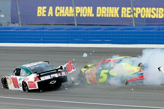 NASCAR Sprint-Cup 2008, Fontana/Kalifornien, Earnhardt jr. (88), Casey Mears (5)