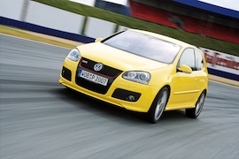 VW Golf GTI Pirelli