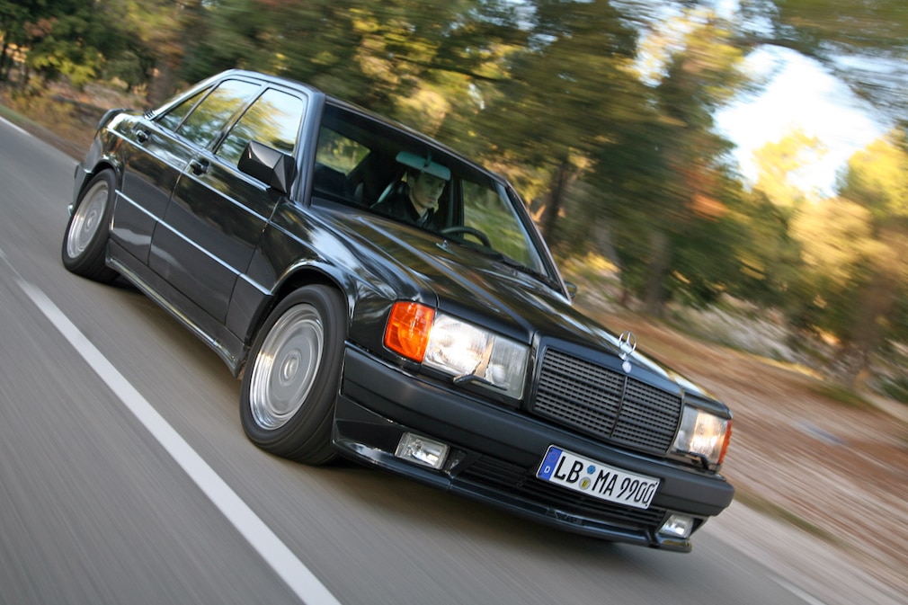 Mercedes-Benz AMG 190 E 3.2