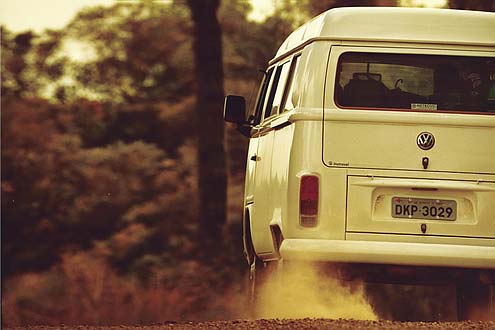 Der VW T2 fährt noch neu vom Band – allerdings nur in Brasilien. In Europa wäre ohne ABS, Airbags und Katalysator eine Zulassung undenkbar.