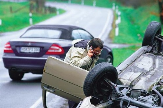 Erster an der Unfallstelle
