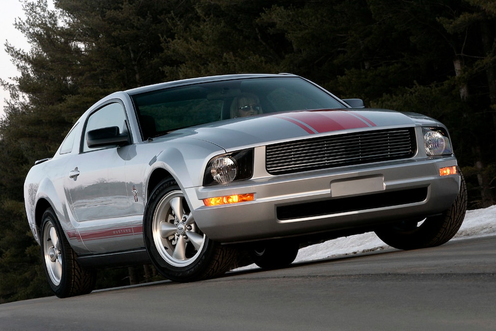Ford Mustang Warriors in Pink