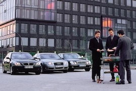 Audi A6 2.4/BMW 520i/Mercedes E 240