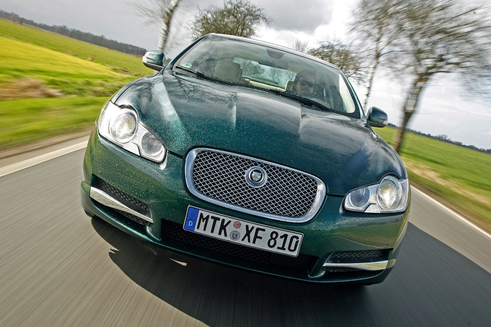 Jaguar XF 4.2