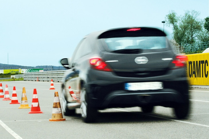 Reifentest 215/45 R 17