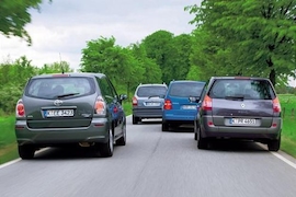 Zafira  Grand Scenic  Corolla Verso  Touran