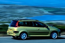 Peugeot 206 SW in die Werkstatt