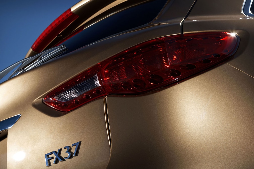 Infiniti FX37