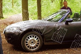 Erlkönig-Bilder vom Mazda MX-5