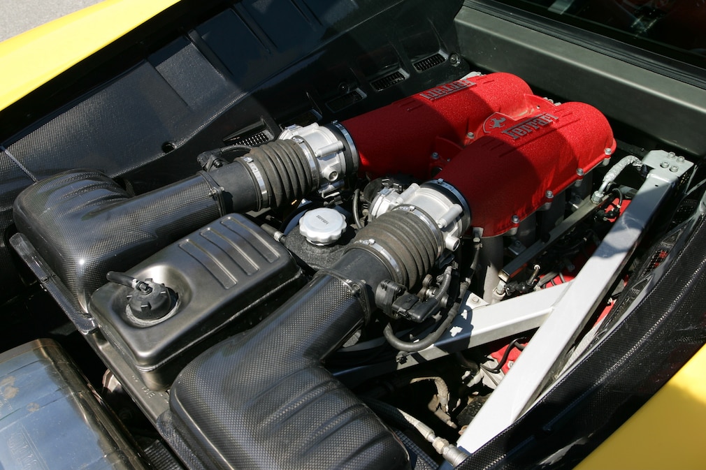 V8-Motor des Ferrari F430
