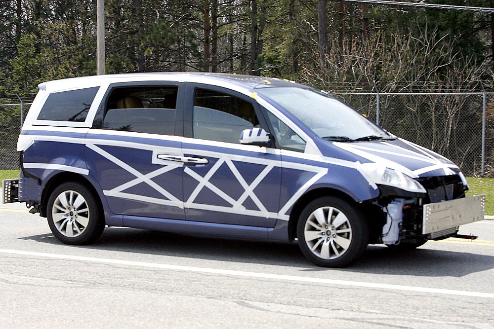 Roewe MPV Erlkönig