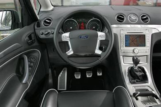 Ford S-Max Titanium S