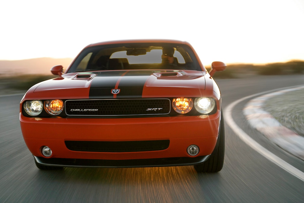 Dodge Challenger SRT8