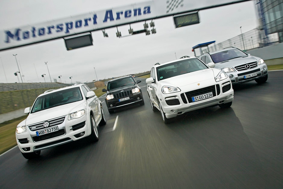 Volkswagen VW Touareg R50 Jeep Grand Cherokee SRT8 Porsche Cayenne GTS Mercedes-Benz ML 63 AMG