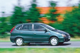 Rückruf Nissan Almera Tino