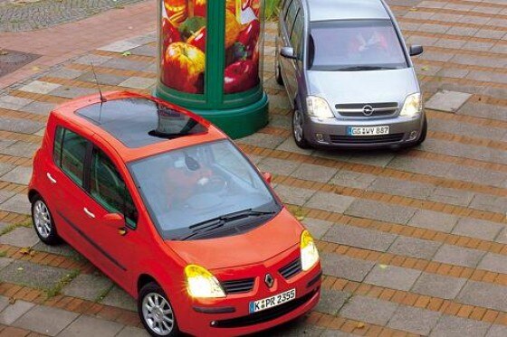 Opel Meriva 1.8 Renault Modus 1.6 Opel Meriva 1.8 Renault Modus 1.6