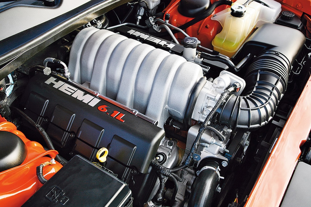Dodge Challenger SRT 8