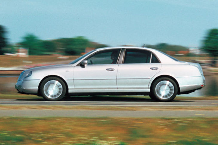 Lancia Thesis 3.0 V6