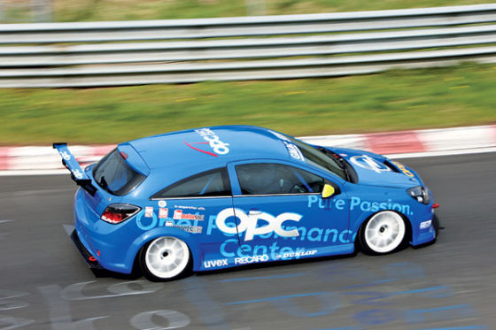 Opel Astra OPC RC 2