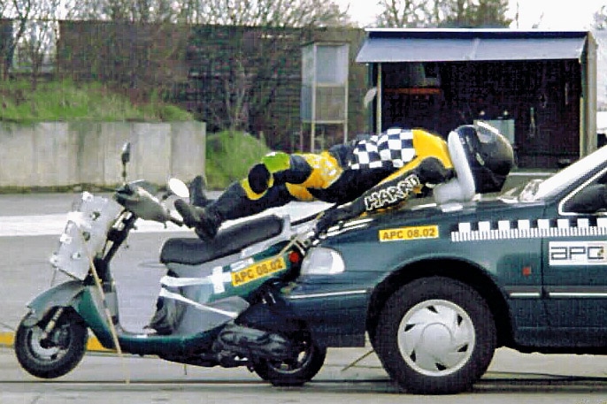 Motorradhelm mit Airbag