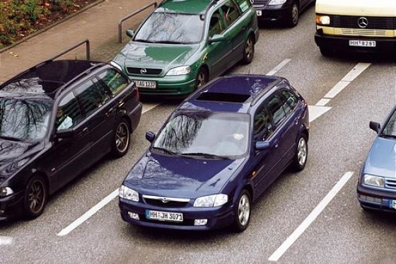 Mazda 323 (1998-2003)
