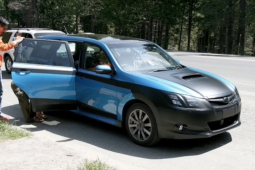 Subaru Exiga Erlkönig