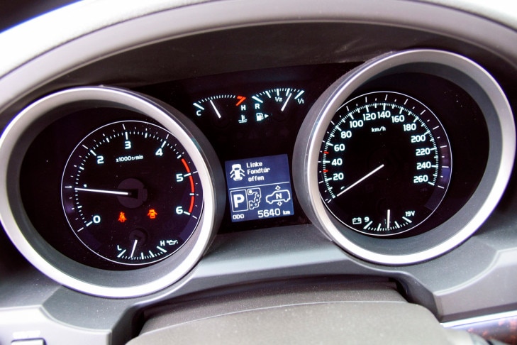 Toyota Land Cruiser 4.5 D-4D V8