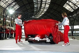 Neuer Formel-1-Bolide präsentiert