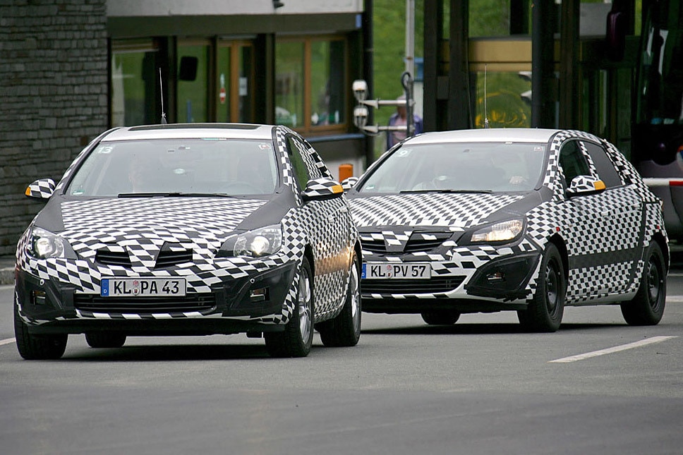 Erlkönig Opel Astra