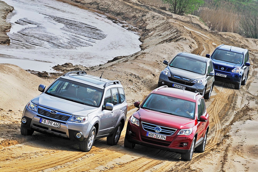 Subaru Forester 2.0X  VW Tiguan 1.4 TSI Honda CR-V2.0 Honda CR-V 2.0 Nissan X-Trail 2.0