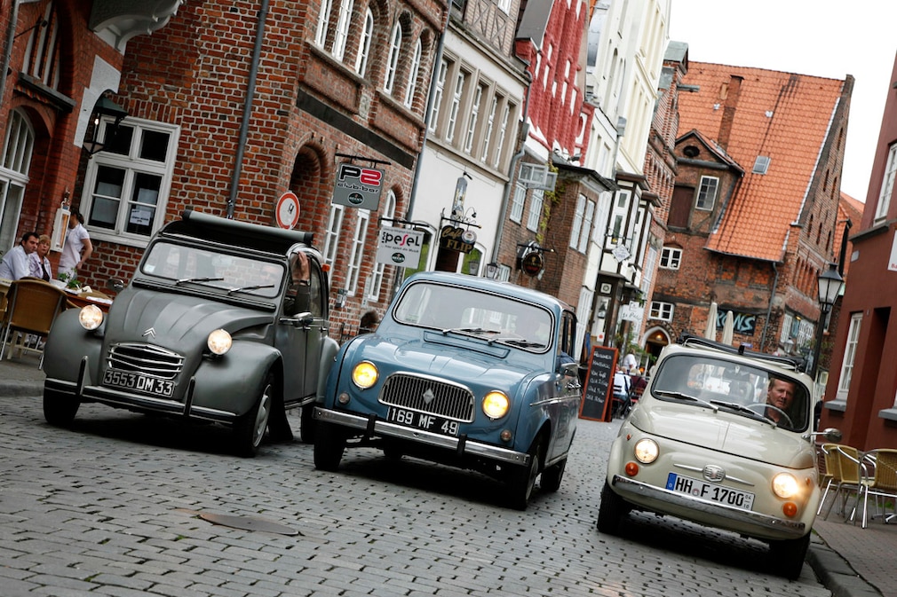 Renault R4, Citroën 2CV, Fiat 500