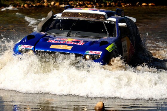 VW Race Touareg 2 im Wasser