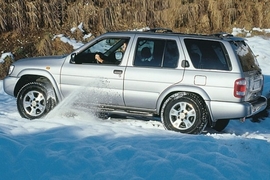 Nissan Pathfinder I (1995-2005)
