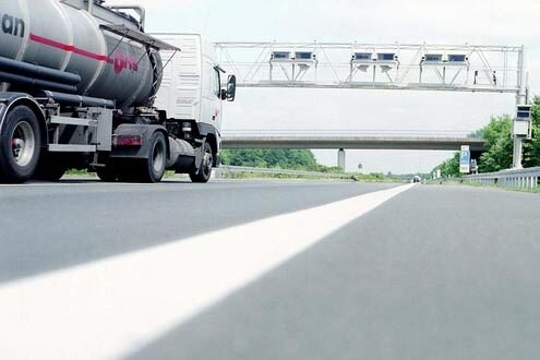 Lkw sollen Autobahn-Standstreifen benutzen