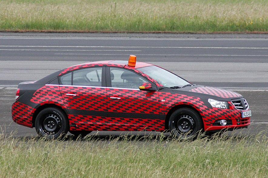 Chevrolet Nubira Erlkönig