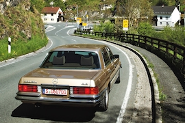 Burgenstraße Mercedes-Benz 450 SEL 6.9
