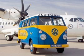 "Lufthansa-Bulli" im Auto-Museum