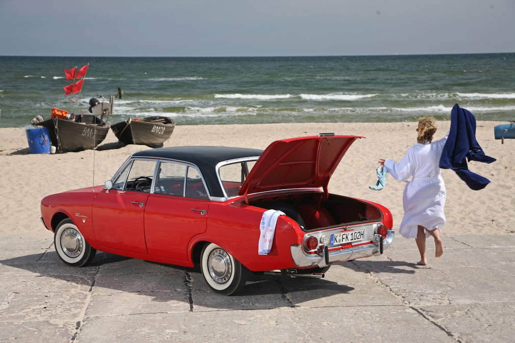 Auf der Bäderstraße mit dem Ford 17M, "Badewanne"