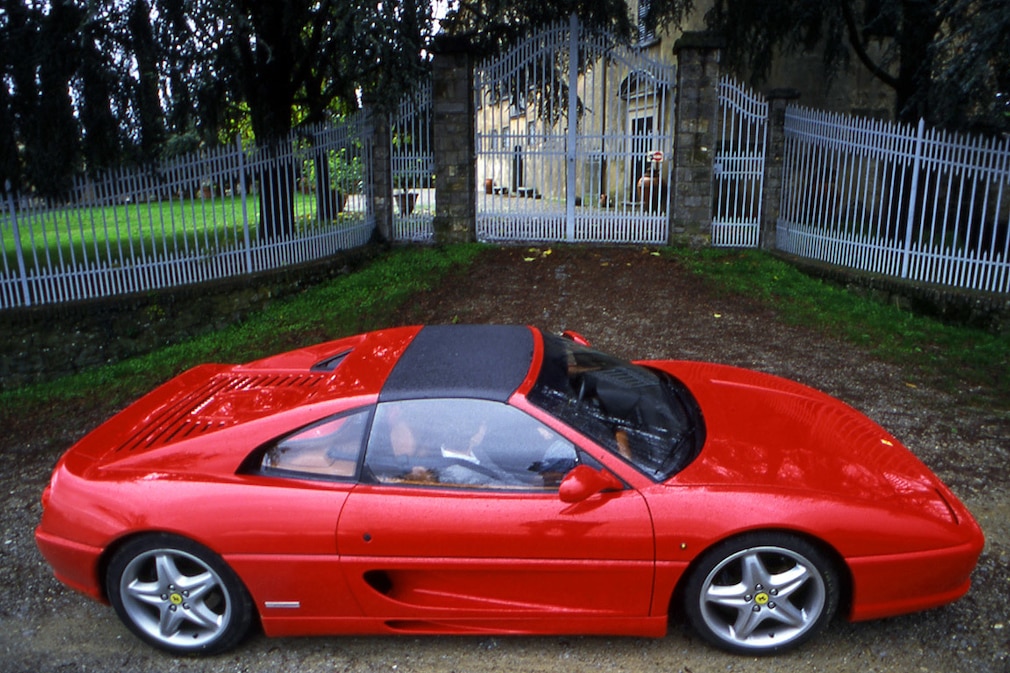 Ferrari F355 GTS