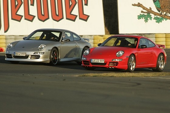 Zwei getunte Porsche 911 S