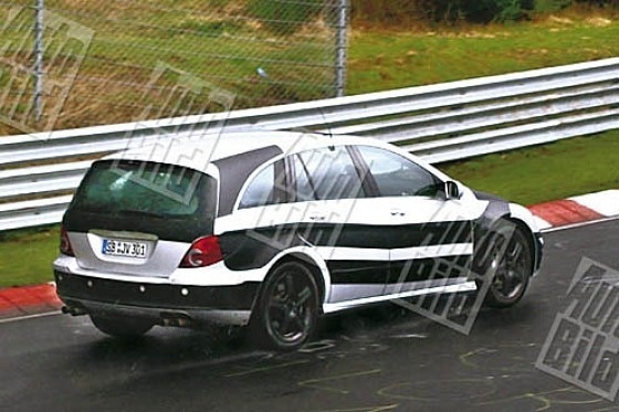 Mercedes R 63 AMG und CLK-Facelift